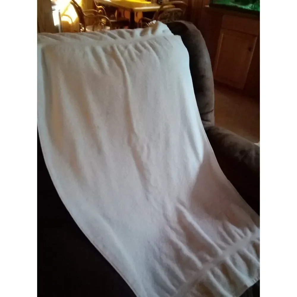 Lot of 5 bath cotton towels various 26